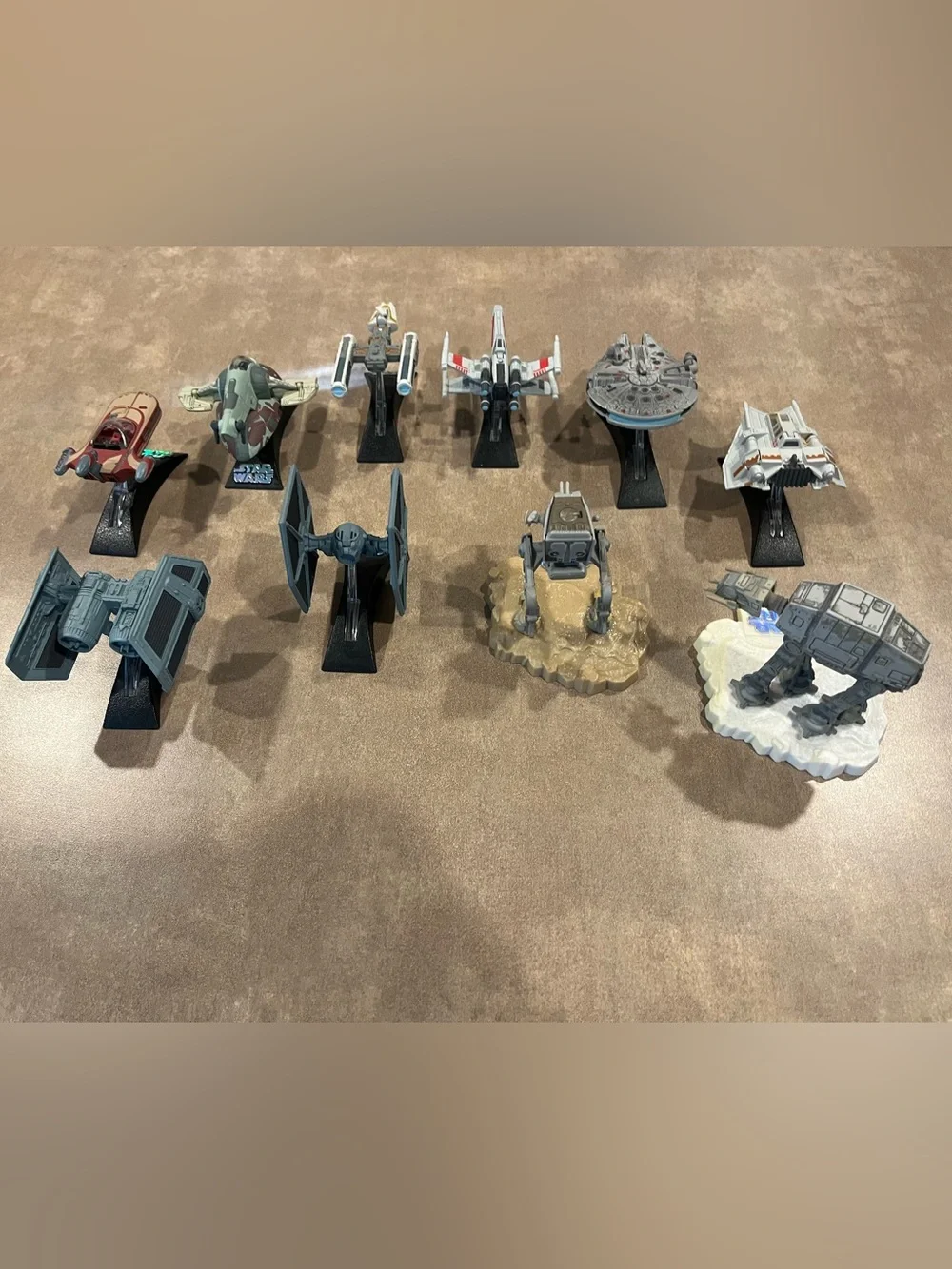 (10) Star Wars Ship / Vehicles